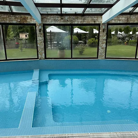 Donna Sveti Spas *